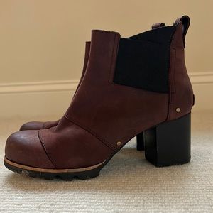 Sorel pull on ankle boot